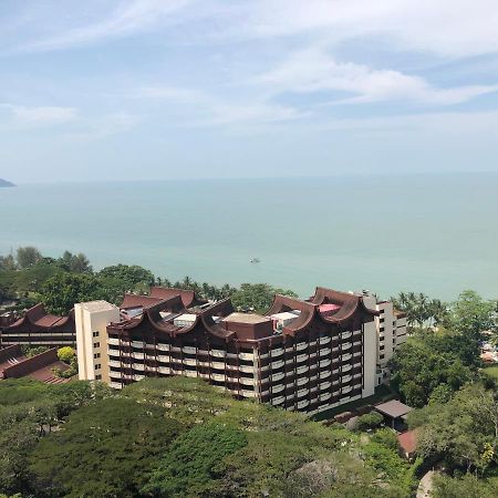Susie'S Resort Seaview Suites At Sri Sayang Batu Ferringhi Eksteriør billede
