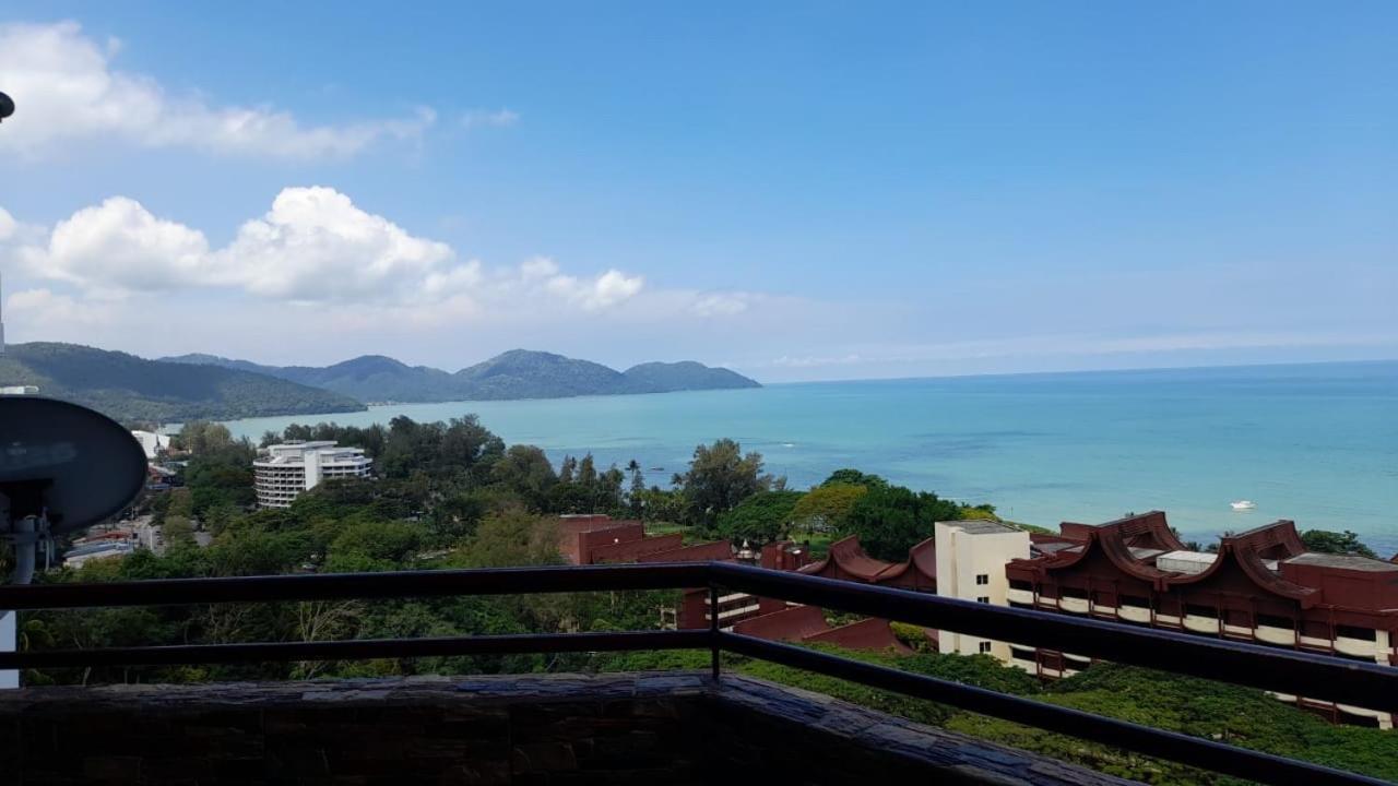 Susie'S Resort Seaview Suites At Sri Sayang Batu Ferringhi Eksteriør billede