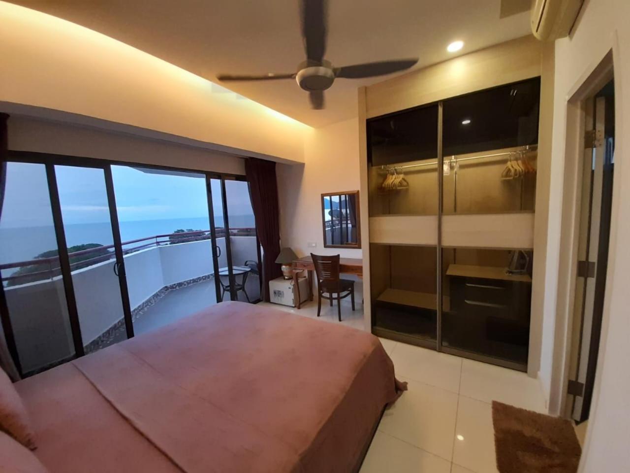 Susie'S Resort Seaview Suites At Sri Sayang Batu Ferringhi Eksteriør billede