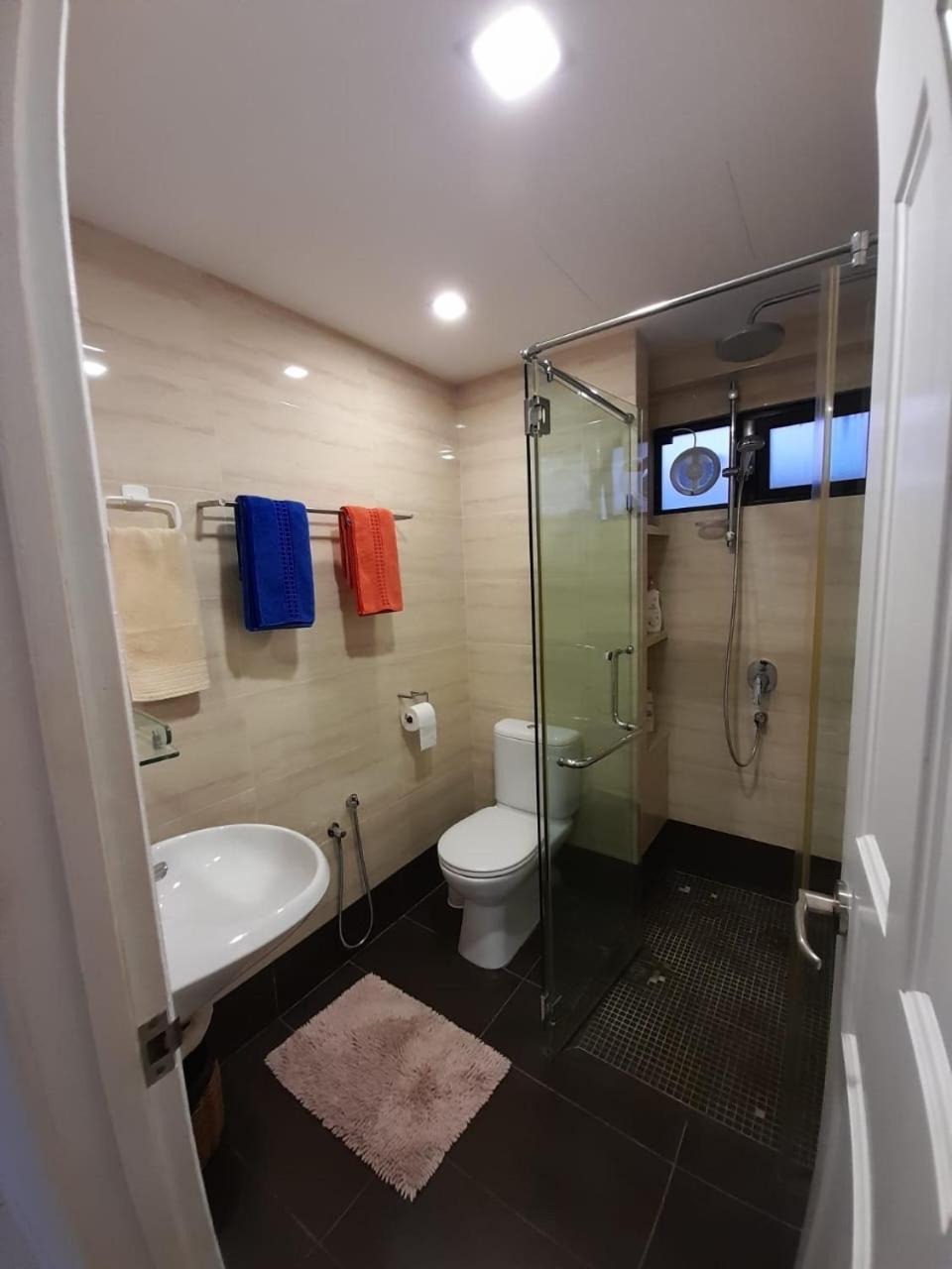 Susie'S Resort Seaview Suites At Sri Sayang Batu Ferringhi Eksteriør billede
